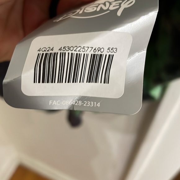 DISNEY Hocus Pocus T-Shirt women’s size M - Picture 5 of 9